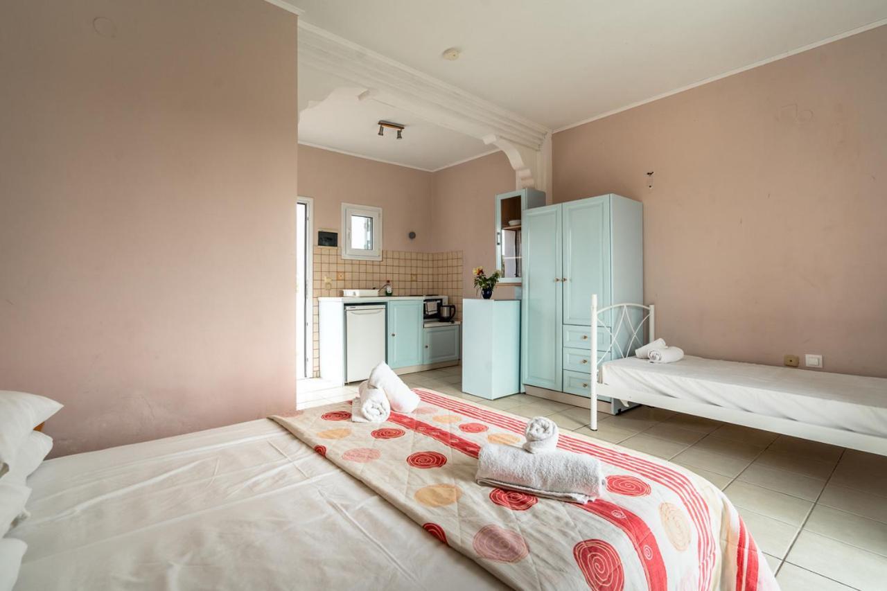 Helena Inn Svoronata Zewnętrze zdjęcie